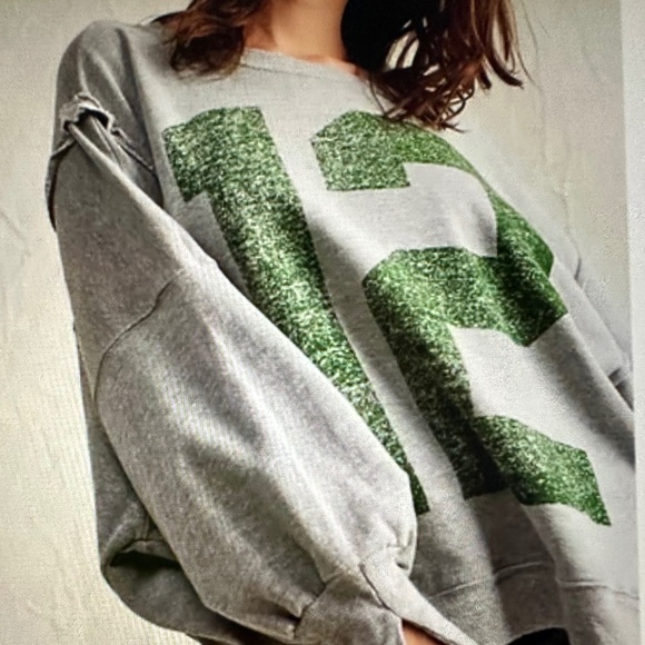 WE THE FREE CAMDEN “12” SWEATSHIRT. - Picture 1 of 9